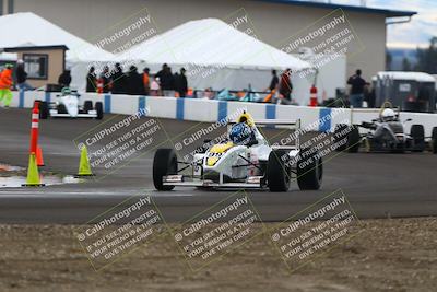 media/Nov-16-2025-CalClub SCCA (Sun) [[2975c16dfc]]/Group 5/Turn 1/